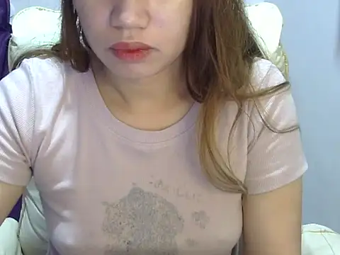 Snapshot of ___zurIII09_ chatting on April 19, 10:01 pm zurIII09 online show from April 19, 10:01 pm