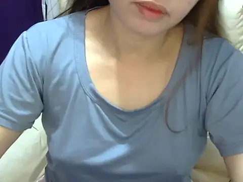 Snapshot of ___zurIII09_ chatting on May 23, 3:23 am zurIII09 online show from May 23, 3:23 am