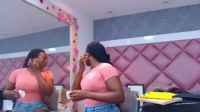 DanielaDuff online show from February 17, 7:53 pm