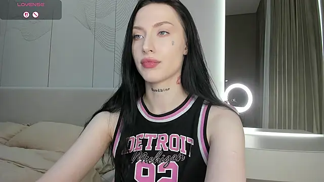 JenniferQueen11 online show from June 5, 8:58 pm