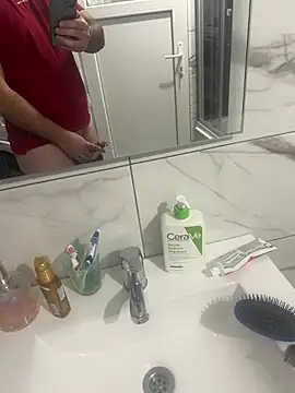 Snapshot of Vld121 chatting on January 29, 8:14 pm Vld121 online show from January 29, 8:14 pm