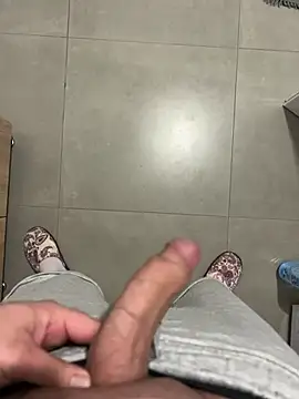 Snapshot of Vld121 chatting on March 5, 8:00 pm Vld121 online show from March 5, 8:00 pm