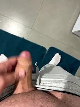 Snapshot of Vld121 chatting on November 2, 8:11 pm Vld121 online show from November 2, 8:11 pm