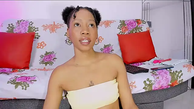 Sweetcocoa- online show from December 5, 10:44 am