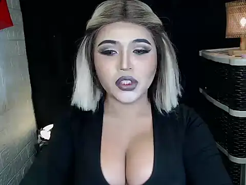 x12inchanaconda online show from February 12, 12:27 am