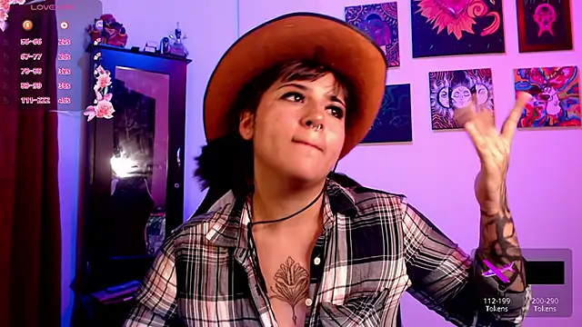 raven-gotic online show from February 5, 1:04 am