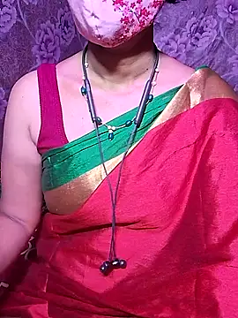 Snapshot of XBHUUME chatting on March 6, 5:22 pm XBHUUME online show from March 6, 5:22 pm