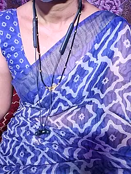 Snapshot of XBHUUME chatting on July 11, 5:15 pm XBHUUME online show from July 11, 5:15 pm