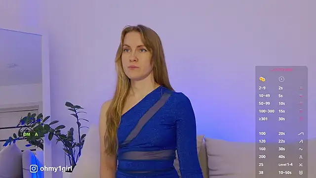 Snapshot of Fallinlove1 chatting on January 5, 5:27 pm Fallinlove1 online show from January 5, 5:27 pm