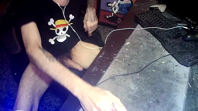 Snapshot of zorrito86 chatting on December 18, 5:10 pm zorrito86 online show from December 18, 5:10 pm