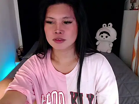 Angelic Fuckerxxx online show from October 27, 8:46 pm