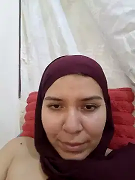 MatchedEyebrow online show from February 3, 11:58 pm