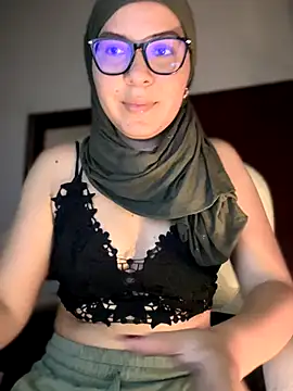 MatchedEyebrow online show from September 18, 9:50 pm