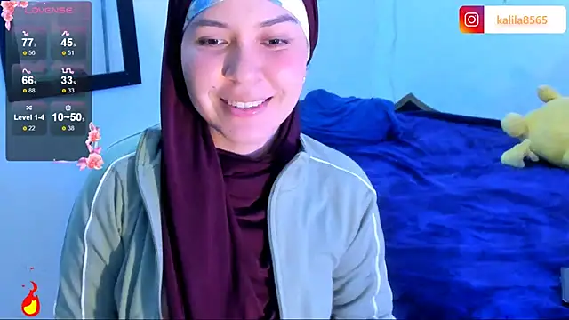 MatchedEyebrow online show from February 4, 10:15 pm