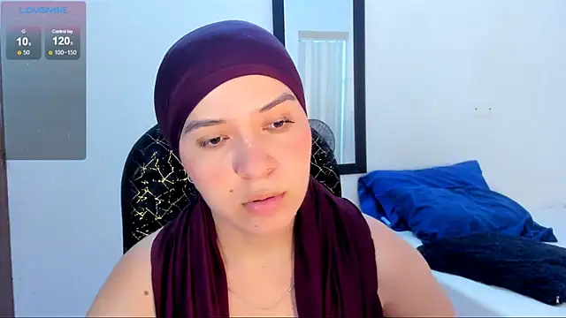 Snapshot of MatchedEyebrow chatting on May 21, 8:16 pm MatchedEyebrow online show from May 21, 8:16 pm