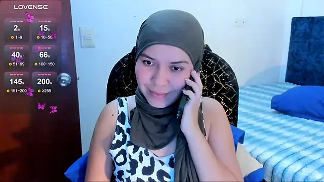 Snapshot of MatchedEyebrow chatting on July 2, 8:59 pm MatchedEyebrow online show from July 2, 8:59 pm
