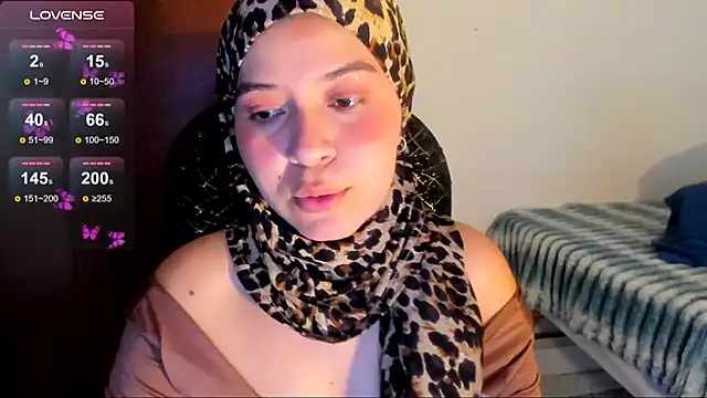 Snapshot of MatchedEyebrow chatting on July 27, 8:27 pm MatchedEyebrow online show from July 27, 8:27 pm