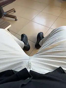 S2kicibey06 online show from March 22, 11:32 am