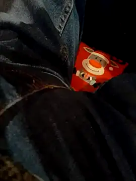 Snapshot of feet_toes chatting on January 20, 4:23 pm feet toes online show from January 20, 4:23 pm