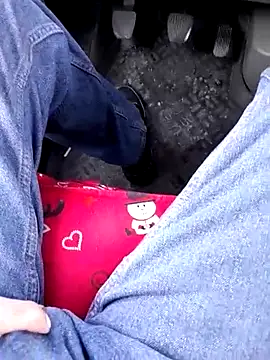 Snapshot of feet_toes chatting on February 21, 10:17 am feet toes online show from February 21, 10:17 am