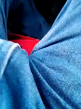 Snapshot of feet_toes chatting on February 21, 3:54 pm feet toes online show from February 21, 3:54 pm