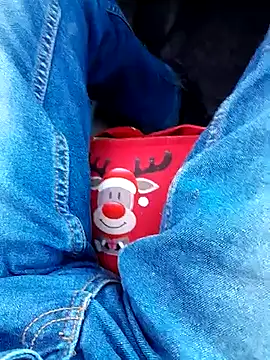 Snapshot of feet_toes chatting on March 8, 3:24 pm feet toes online show from March 8, 3:24 pm