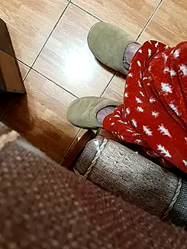 Snapshot of feet_toes chatting on March 16, 12:56 am feet toes online show from March 16, 12:56 am