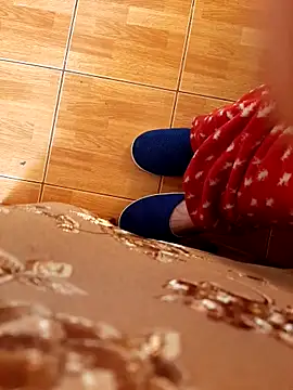 Snapshot of feet_toes chatting on October 21, 5:41 am feet toes online show from October 21, 5:41 am