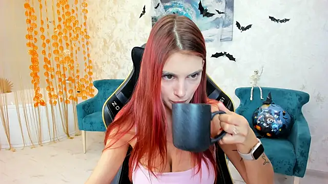 RedLipse online show from October 25, 3:25 am