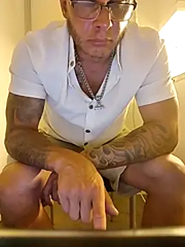 Snapshot of Tyyson03 chatting on July 21, 8:55 pm Tyyson03 online show from July 21, 8:55 pm