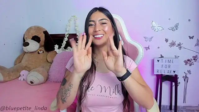 Blue Petite online show from March 19, 3:51 pm