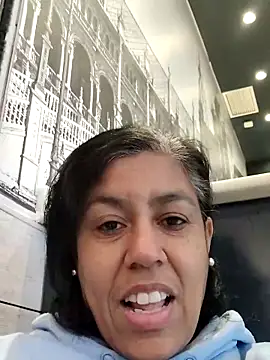 Molly newman6 online show from December 4, 3:54 pm