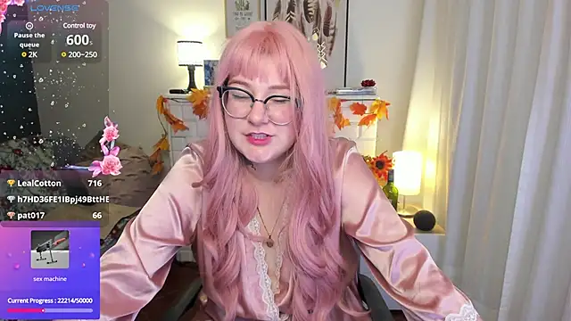 Snapshot of HunnyyLove chatting on February 7, 11:45 pm HunnyyLove online show from February 7, 11:45 pm