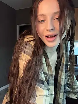 Camilla Railian online show from March 7, 6:54 pm