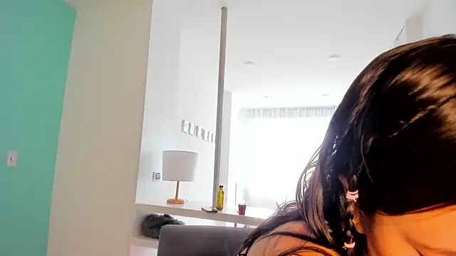 JosieSkyess online show from October 18, 2:07 pm