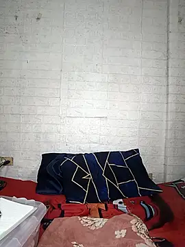  Shimmerlyn  online show from January 10, 6:15 am