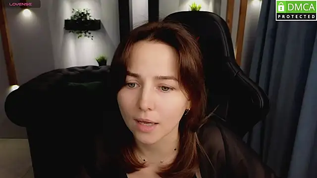 Snapshot of Mira_Mermayd chatting on March 13, 8:26 am Mira Mermayd online show from March 13, 8:26 am