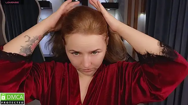 Snapshot of Mira_Mermayd chatting on November 20, 1:17 am Mira Mermayd online show from November 20, 1:17 am