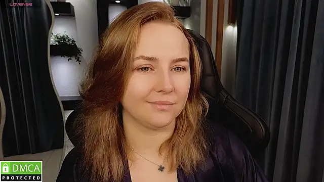 Snapshot of Mira_Mermayd chatting on November 22, 1:15 am Mira Mermayd online show from November 22, 1:15 am