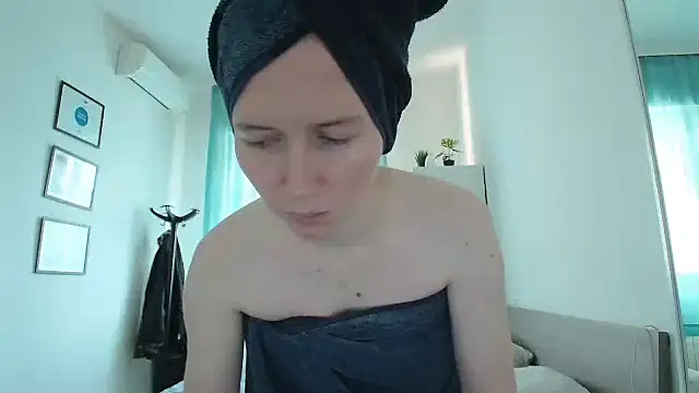 Snapshot of Sexy_MargoX_ chatting on October 13, 12:49 pm Sexy MargoX online show from October 13, 12:49 pm