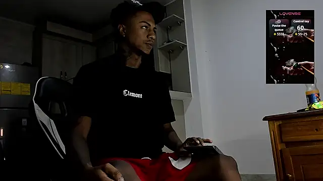 YeremiBrowm online show from March 19, 4:22 pm