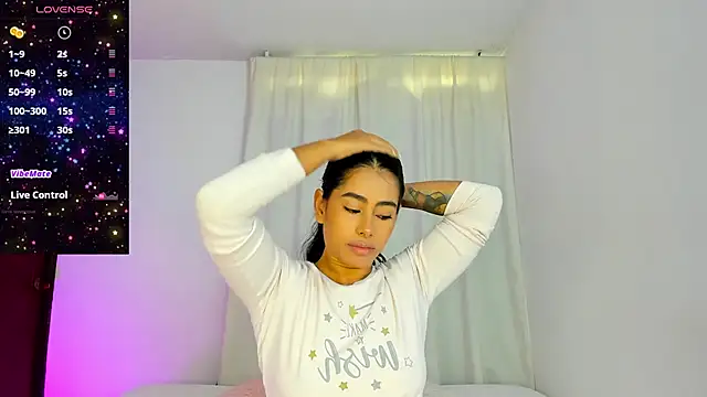 VioletaSotter online show from November 15, 12:02 pm