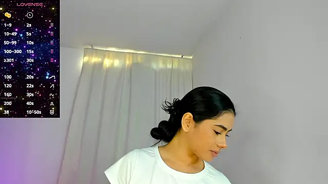 Snapshot of VioletaSotter chatting on July 6, 12:24 pm VioletaSotter online show from July 6, 12:24 pm