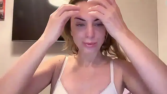 RachellAmazing online show from February 12, 6:19 am