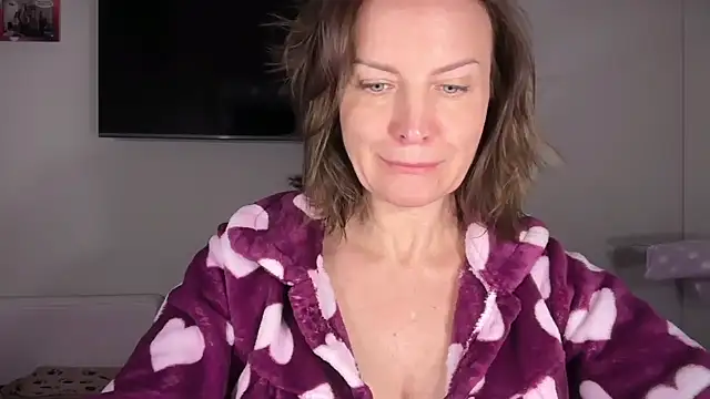 Snapshot of RachellAmazing chatting on May 25, 6:47 pm RachellAmazing online show from May 25, 6:47 pm