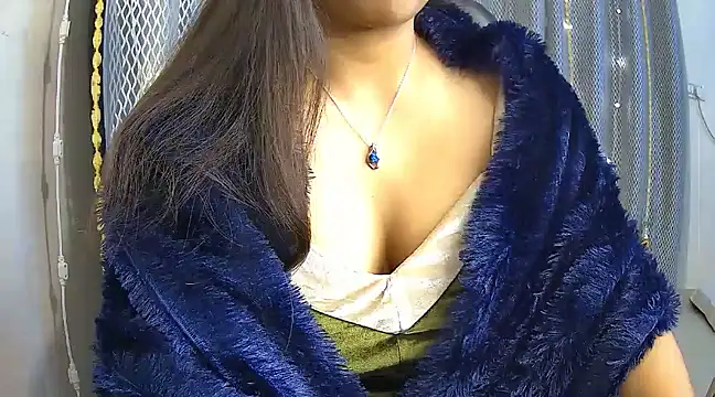 avav love online show from January 7, 12:20 pm