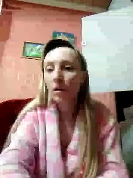 Biddy Alana online show from December 7, 4:20 am