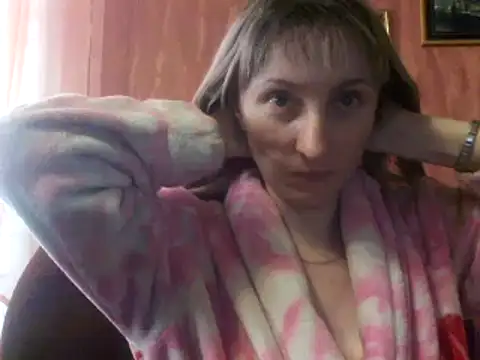 Biddy Alana online show from December 26, 9:01 am