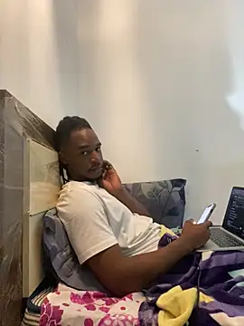 Snapshot of finefinance chatting on April 15, 5:14 am finefinance online show from April 15, 5:14 am
