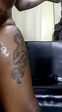 Snapshot of tokyohorny69 chatting on January 31, 11:45 pm tokyohorny69 online show from January 31, 11:45 pm